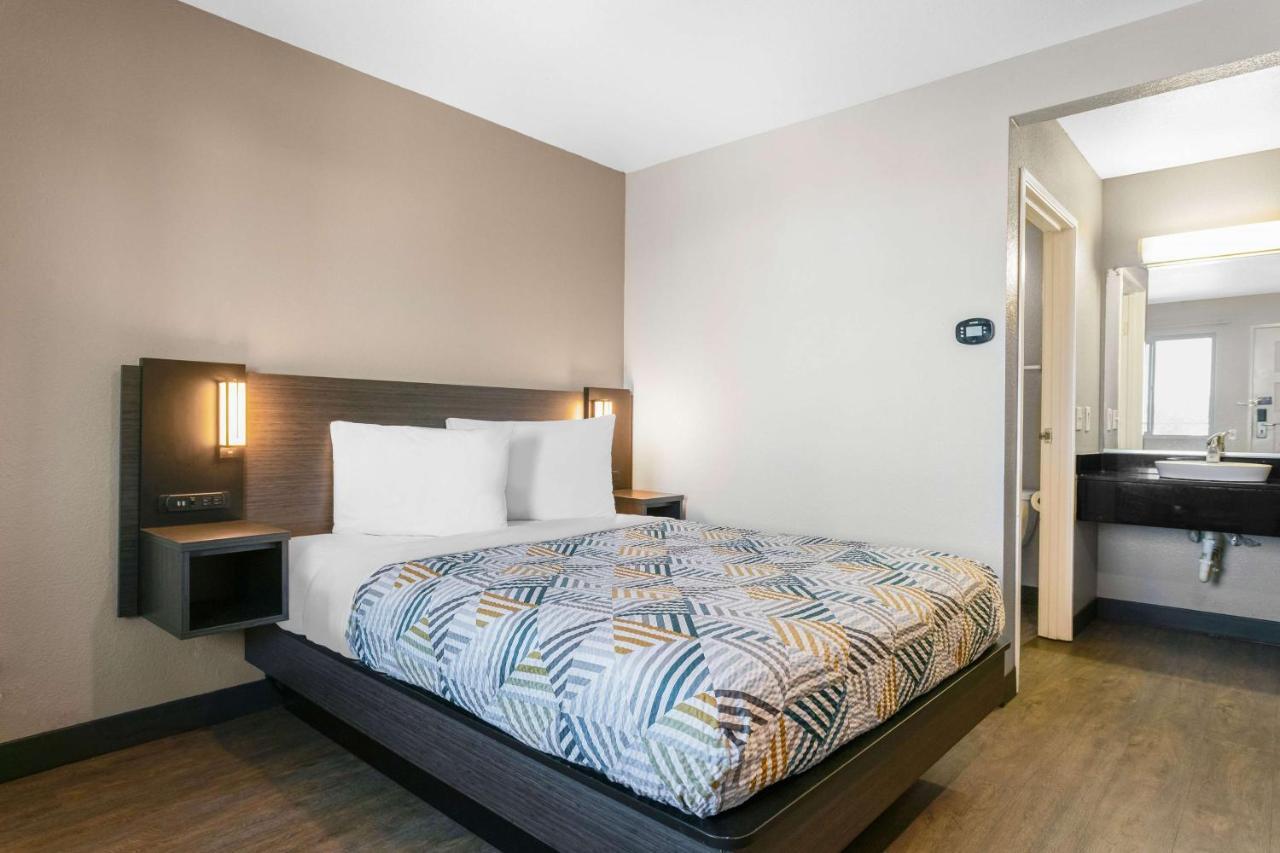 Hotel 6-merced, Ca - North Merced